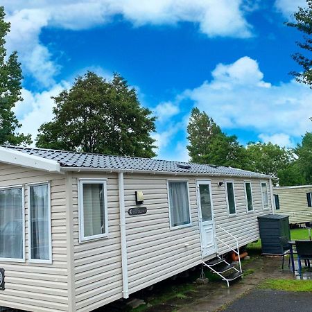 Caravan ブラックプール エクステリア 写真