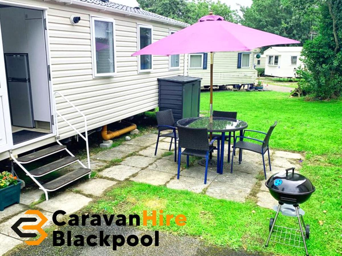 Caravan ブラックプール エクステリア 写真