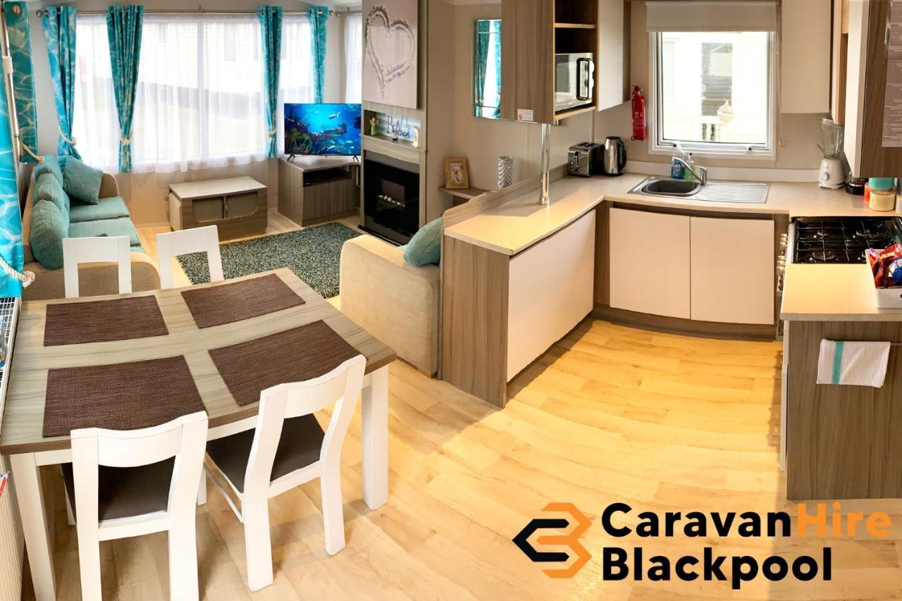 Caravan ブラックプール エクステリア 写真